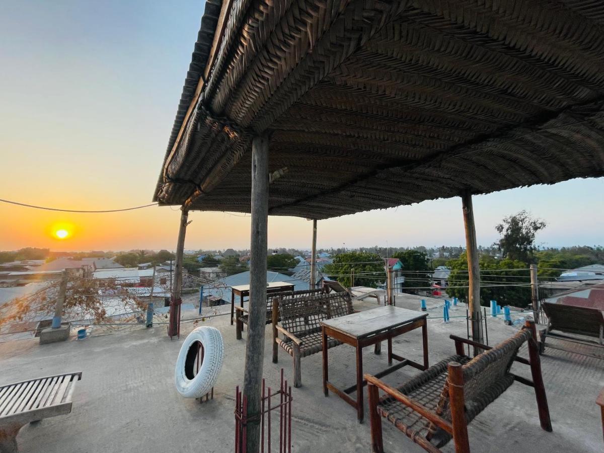 Village View Hostel Chanjani Bagian luar foto