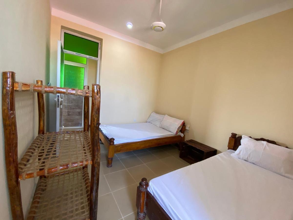 Village View Hostel Chanjani Bagian luar foto